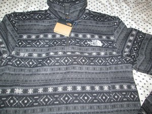 north face winter sweater