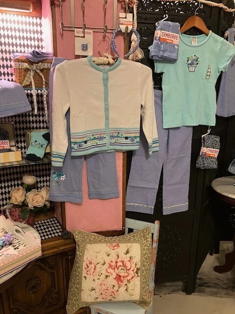 Your CHOICE 2002 Gymboree Spring Showers NWT pants sweater top leggings hat hair - Imagem 3 de 4