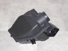 BMW G31 518D, Luftfiltergeh�use, 13718620473