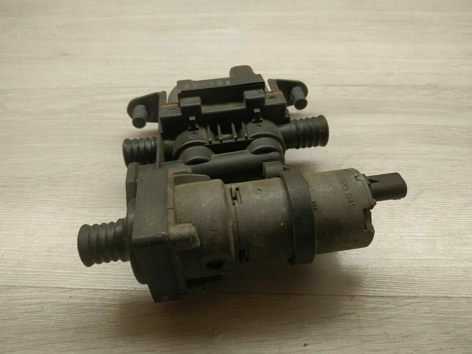 M54 BMW E38 E39 HVAC Heater Control Dual Valve Water Pump 8374994 /