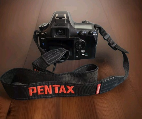 Pentax K100D 6.1MP Digital SLR Camera w/ Dual Lenses. Fa J 75-300 mm Included. - Picture 15 of 15