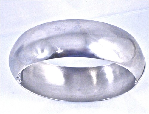 STAINLESS STEEL WIDE DOME HINGED BANGLE, 7" - Picture 3 of 7