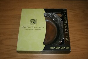 New WILTON ARMETALE Viceroy Pewter Round Chip & Dip Set NIB #372094