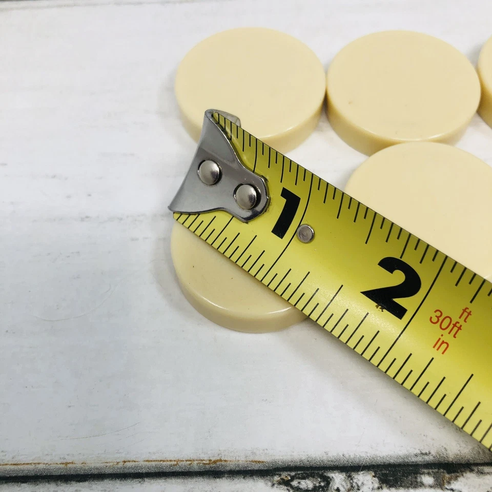 Lote de 6 Piezas de Repuesto Backgammon Vintage 1 3/8" X 3/8” Blanco/Crema Foto 2 de 3