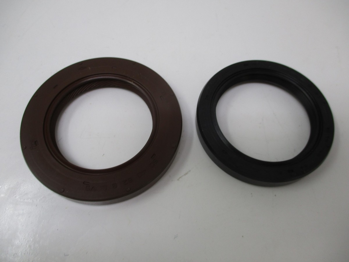 Genuine Kawasaki 92049-7026 & 92049-7024 Crankcase Oil Seal FX751V