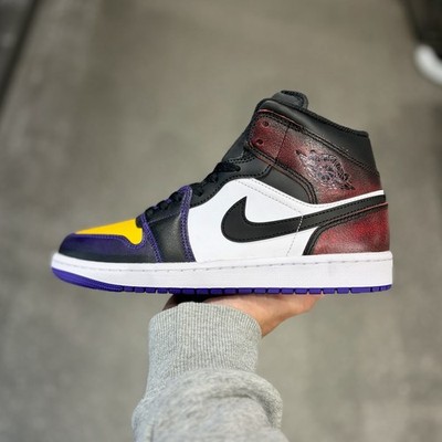 Air Jordan 1 Mid SE 'LA to Chicago  (IQ9383-611) Sizes 4Y - 13 IN HAND BRAND NEW