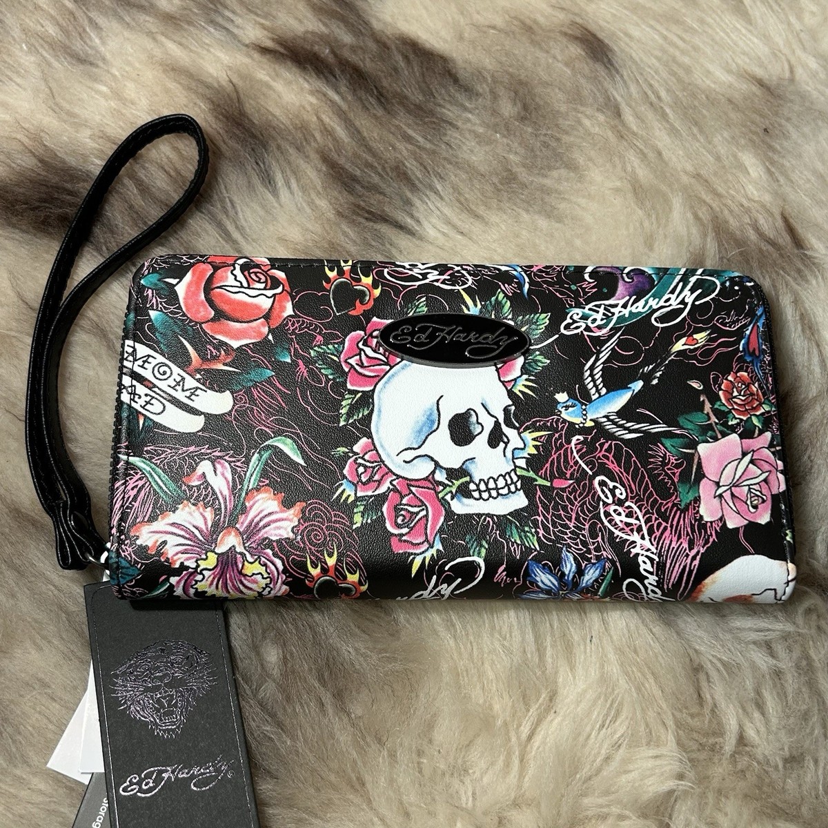 NWT Ed Hardy Zip Around Wristlet - Black With Large Skulls