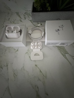 Apple AirPods Pro (2nd Gen) Wireless In-Ear Earbuds w/ Case ANC White