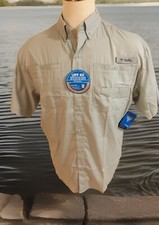 NWT Men Columbia Tamiami II FM7266 Shirt Short Sleeve S/S Pocket Button L PFG