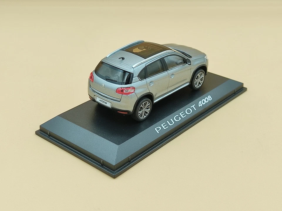 1/43 Peugeot 4008 Gris 2012 Norev ref: 474800 - Photo 3/3