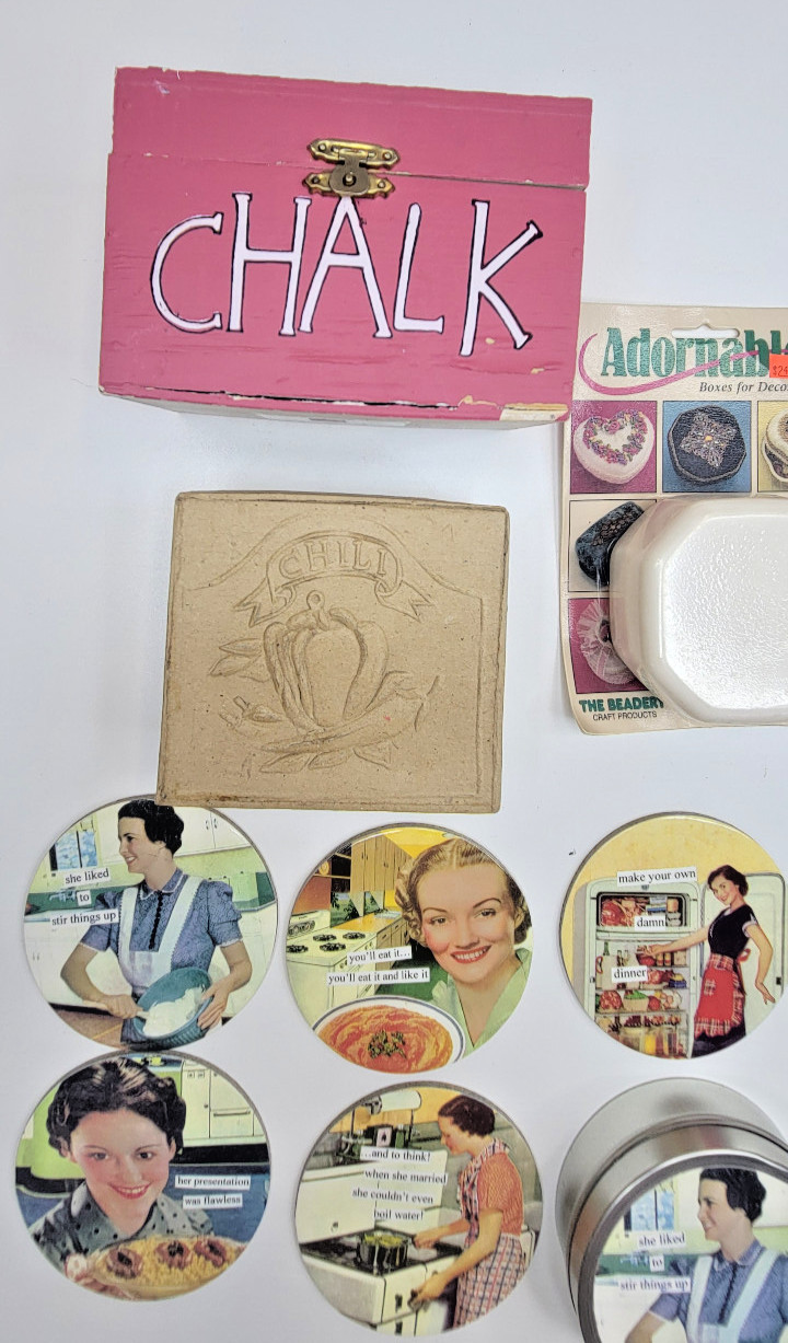 MIXED LOT OF CRAFT SUPPLIES  - Mini Boxes - Mini Bowls - Mixed Miscellaneous