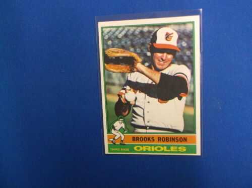 Béisbol Topps 1976 # 95 Brooks Robinson casi nuevo - Imagen 2 de 3
