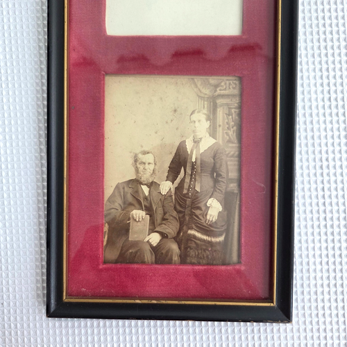 Antique Victorian Couple Framed Sepia Photo Wall Hang Husband & Wife Portrait - Picture 3 of 10