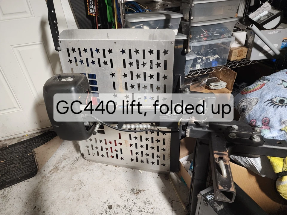 Golden Companion GC440 4-wheel Scooter With Wiring Harness And Lift - Image 3 of 4