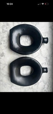 2x Vintage schwarze Donut-Vasen aus Keramik ,mattem Finish im nordischen Stil - Bild 1 von 4