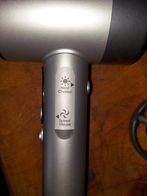 LOREAL L'Oréal x Zuvi - AirLight Pro Hair Dryer, Augmented with Infrared Light