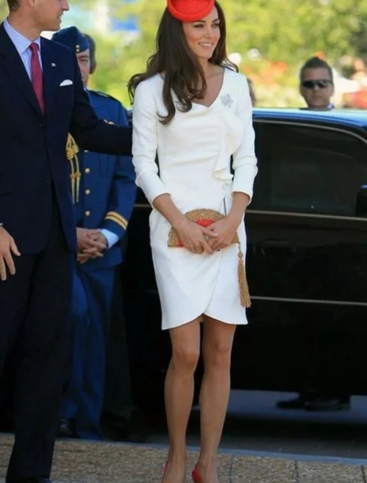 Vestido Acampanado Reiss 4 Nanette Marfil Blanco Calce Kate Middleton Estilo de Compromiso Foto 2 de 4