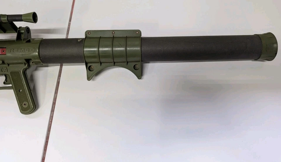 1960's Remco Monkey Division Bazooka Booby Trap Jonny Seven Insert Lot - Image 3 of 4