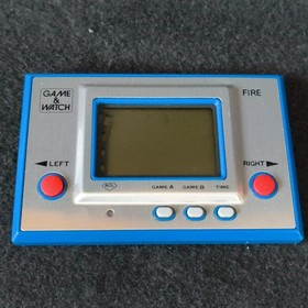 Vintage Nintendo Game & Watch Fire RC-04 Handheld game 1980 w/Box set, Working