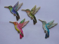 4  pin s  OISEAUX COLIBRIS   NEUF