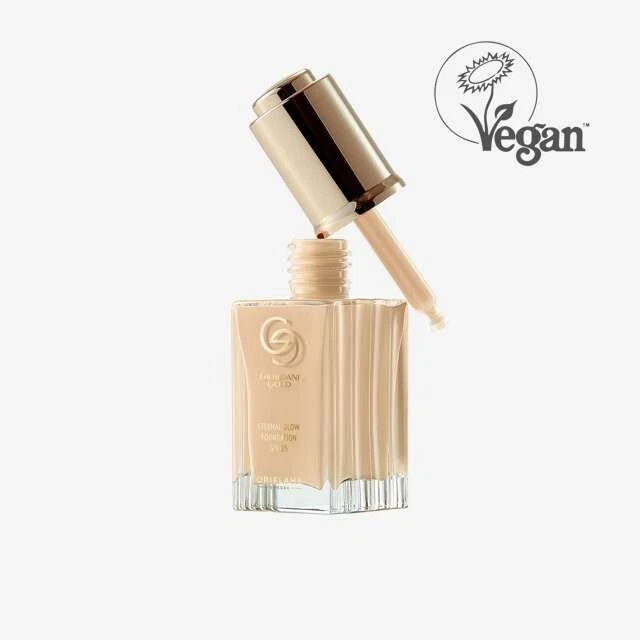 Oriflame Giordani Gold ETERNAL GLOW Foundation with Niacinamide SPF 25 - VEGAN - Image 4 of 4