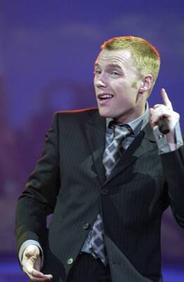 Ronan Keating Performing At Wembley Arena London 14 Jun 2002 Ronan- Old Photo 2