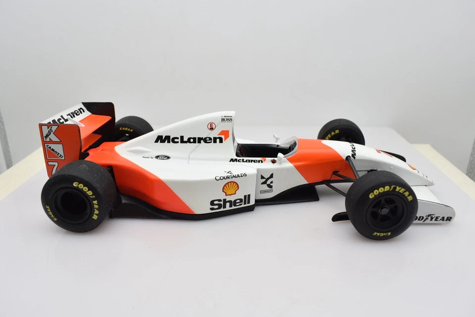 Modellini auto FORMULA 1 f1 scala 1:18 McLaren MP4/8 Hakkinen modellismo statico - Immagine 4 di 4