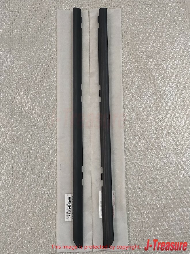 TOYOTA CELSIOR LEXUS LS430 UCF30 01-06 Rear Door Outside Lower