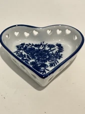 Vintage Blue And White Floral Heart Shaped Porcelain Trinket Dish 