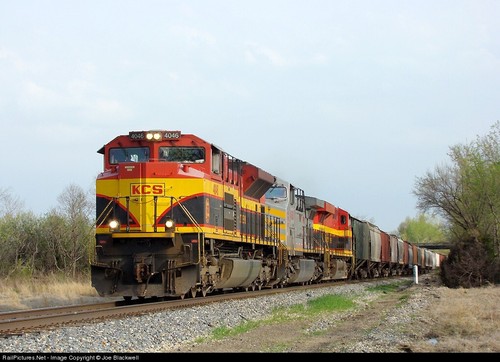 Athearn Genesis SD70ACe G68518 KCS 4046 Ho Scale No sound Southern Belle Paint