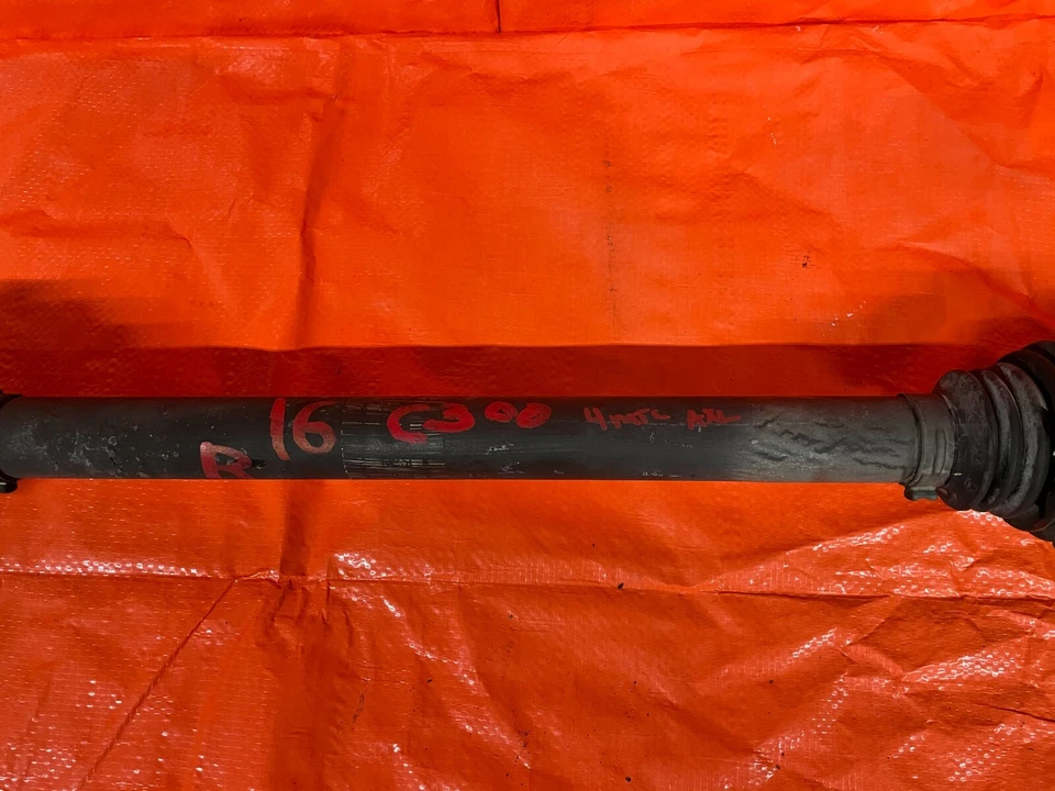 15-17 MERCEDES-BENZ C300 - 4MATIC - EJE DE TRANSMISIÓN EJE TRASERO DERECHO PASAJERO - OEM Foto 3 de 4