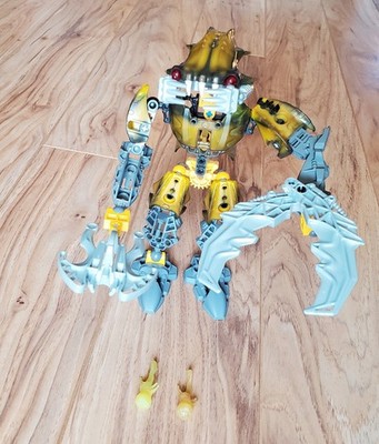 LEGO Bionicle Carapar 8918 Barraki Complete With 2 Squids