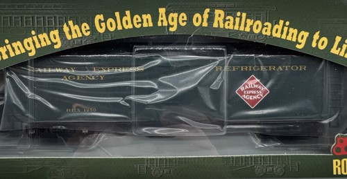 Roundhouse By Athearn HO 50’ Express Reefer Railway Expess Agency RND86673 #1250 - Picture 2 of 11