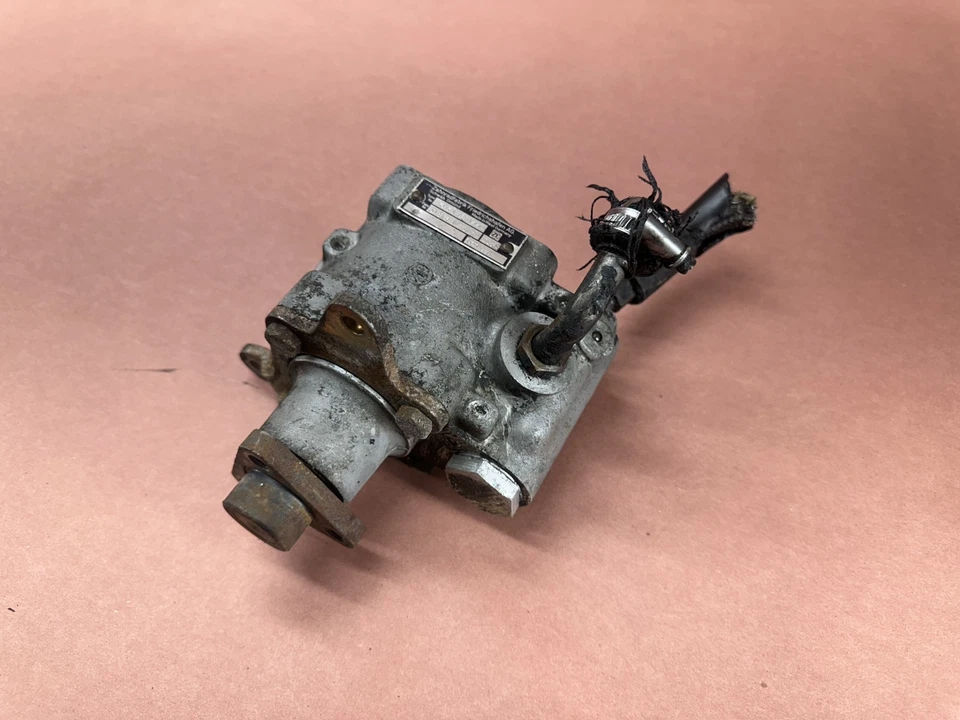 Bomba de dirección asistida BMW E24 633CSI 635CSI 2800 E28 525e 528I 3,2 L M30 OEM #83255 Foto 2 de 4