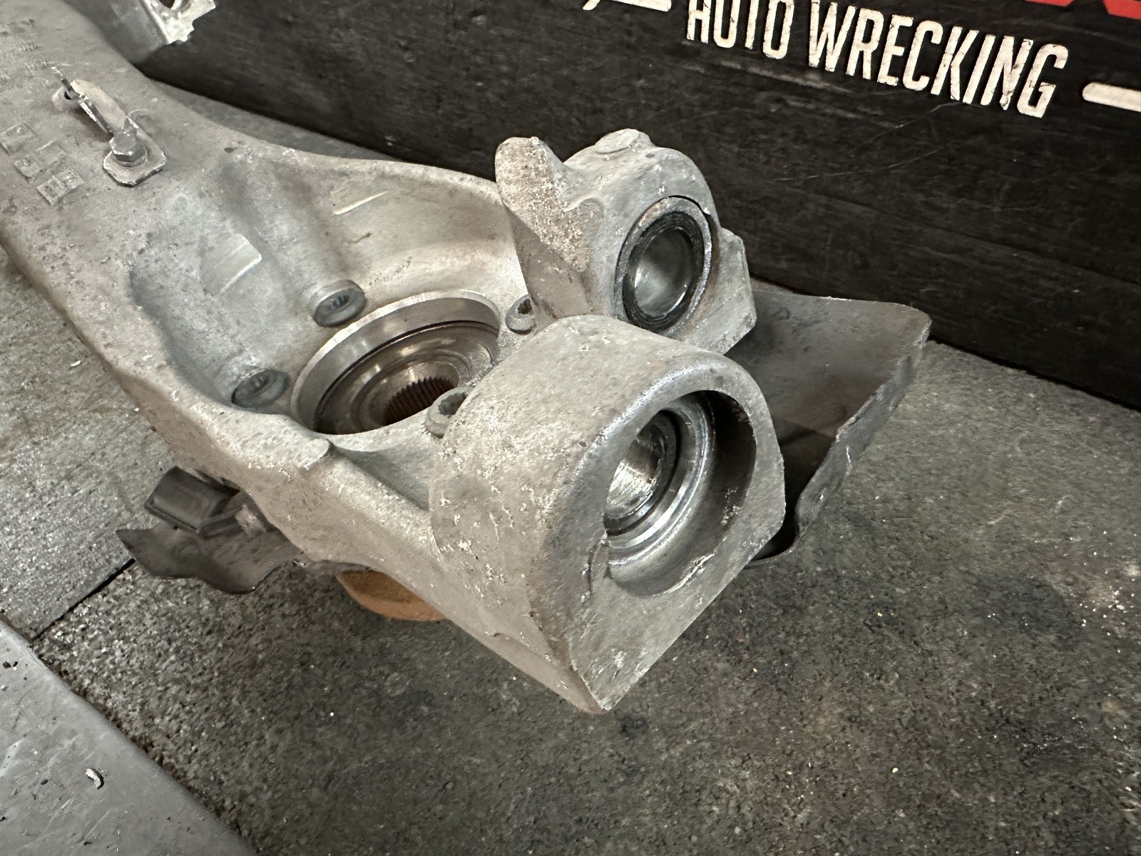 03-10 BENTLEY CONTINENTAL AWD FRONT PASSENGER RH STEERING KNUCKLE 3 CONTROL ARMS