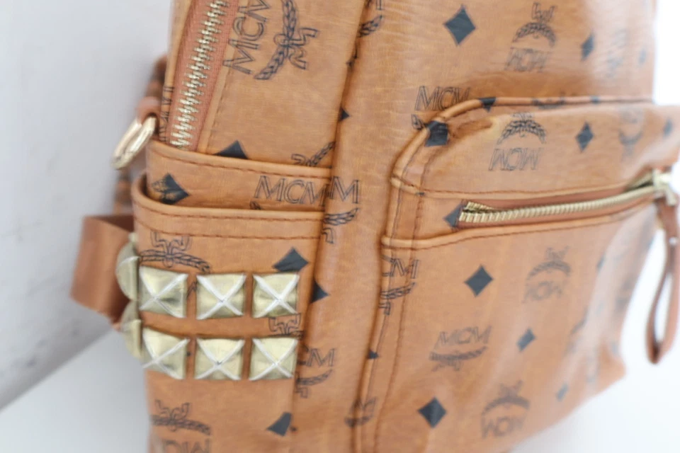 MCM STARK SIDE STUD MOCHILA DE HOMBRO MUJER ITALIA VINTAGE CUERO - Imagen 3 de 4