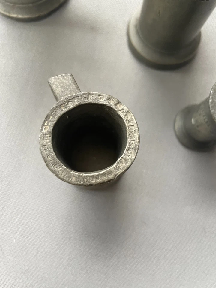 Mesures en étain - Photo 4/4