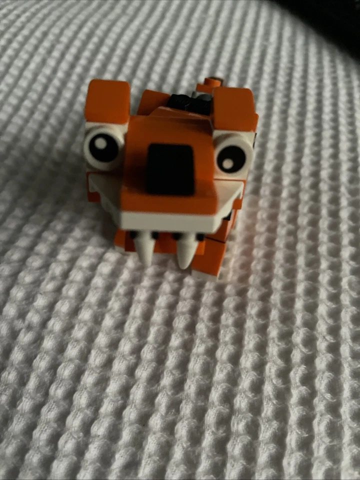 LEGO Creator 30285 Tiger, photo 4 of 4
