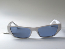 GUESS GU8232 21V White Frame Blue Lens Women's Sunglasses NEW