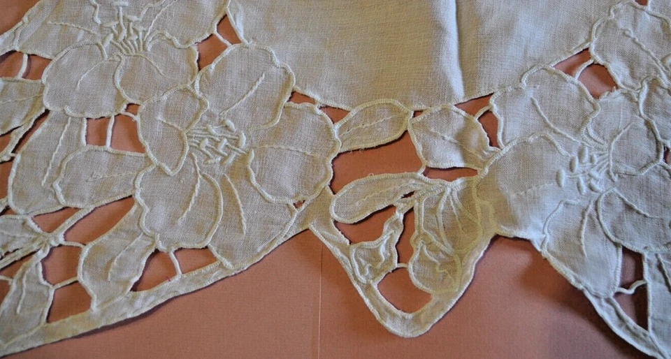 Napperon ancien broderie richelieu - Photo 3/4
