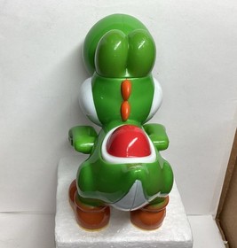 McDonalds NES Nintendo Yoshi Action Figure 2017 Working