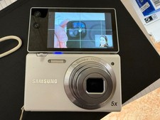 Samsung MV800 16.1MP 8x Optical Zoom Flip Out Touch Screen Digital Camera White