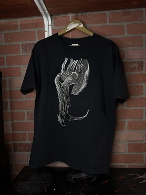 Vintage 90 s Alien Movie T-Shirt Vtg AVP Predator Tee Size Large 