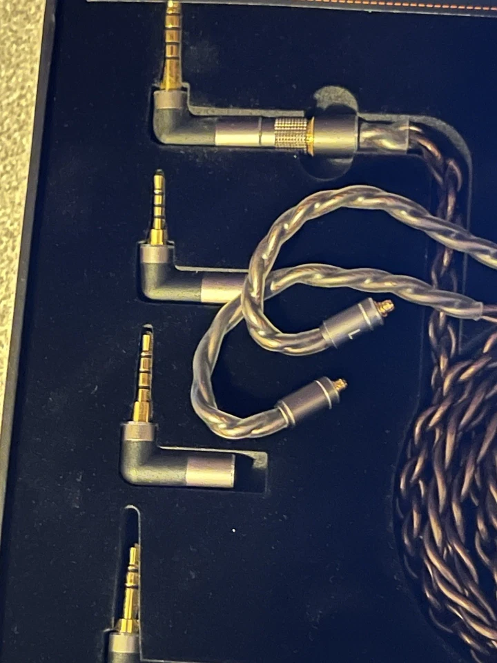 Cable de actualización DUNU Hulk IEM, cobre, modular MMCX Foto 4 de 4