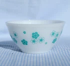 Vintage Crown [Agee] Pyrex Turquoise ‘Bazaar’ 6 inch Mixing bowl