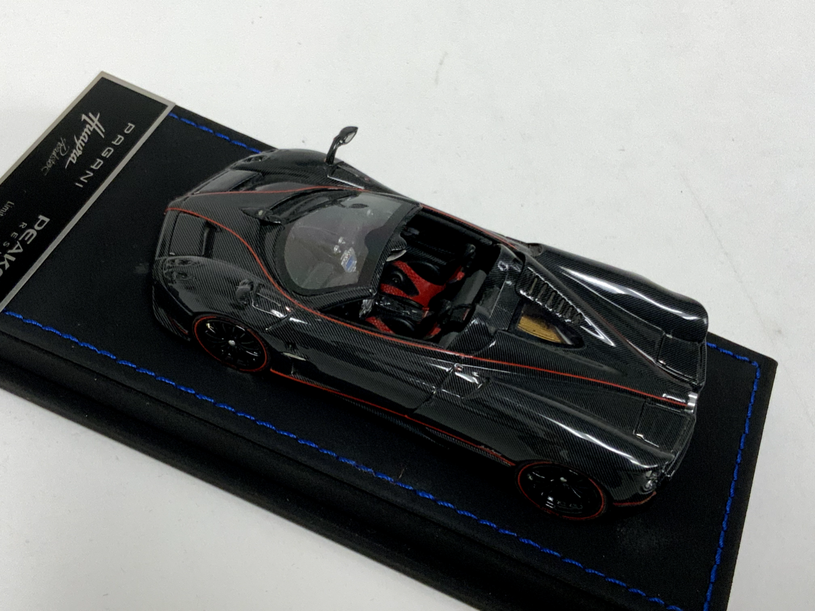 Picture 5 of 6