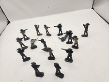 RARE Vintage Cast Lead Metal Military Toy Soldiers Army Men Figures Lot of 16