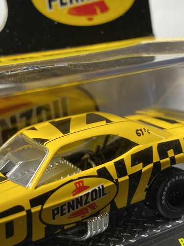M2 machines 1/64 🇨🇵 1971 Dodge Challenger Funny Car Dragster Pennzoil - Foto 4 di 5