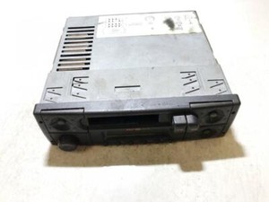 Volkswagen Polo 2001 Autoradio used, Genuine #756945-57
