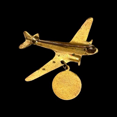 RARE Circa 1935 NEW YORK State Fair Syracuse Brass DC-3 AIRPLANE Pin - Picture 2 of 2